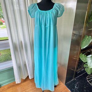 Vintage 70s negligee, teal blue, empire waist, puff sleeves nightgown